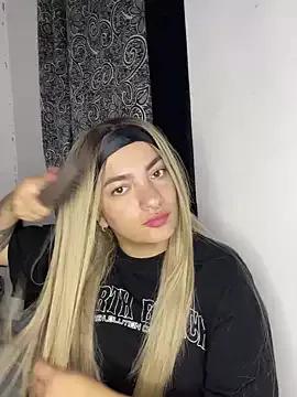 Maisie_lilith1 on StripChat 