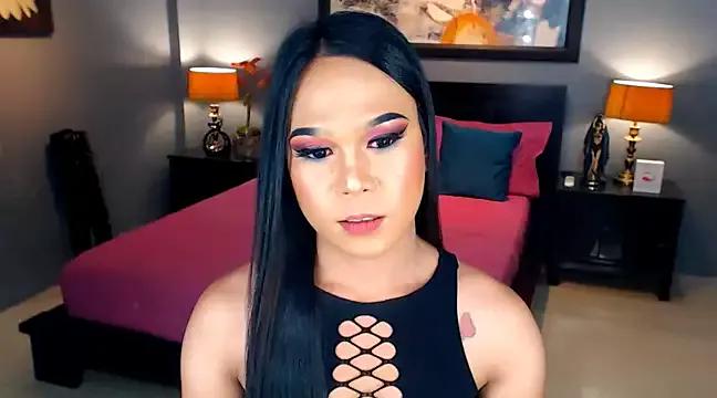 MajaSalvador on StripChat 