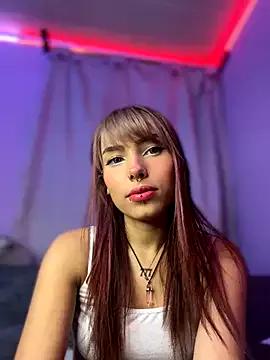 Maria-Isabella on StripChat 