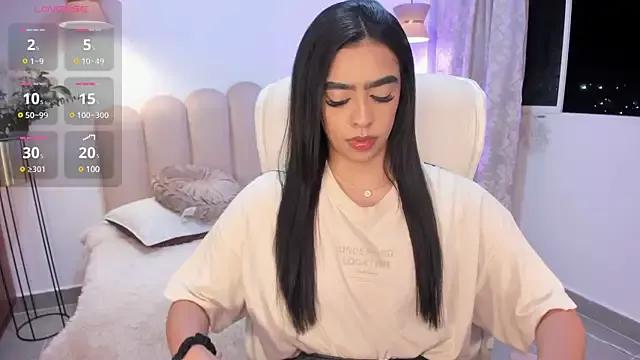 mariicrew on StripChat 