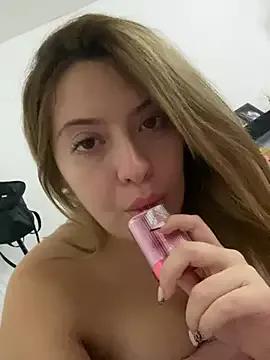 maripositaa69 on StripChat 