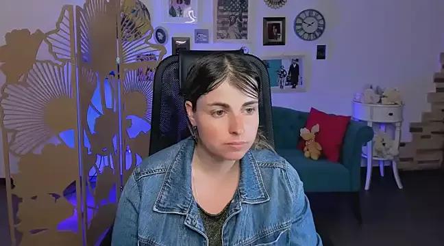 MartaEdams on StripChat 
