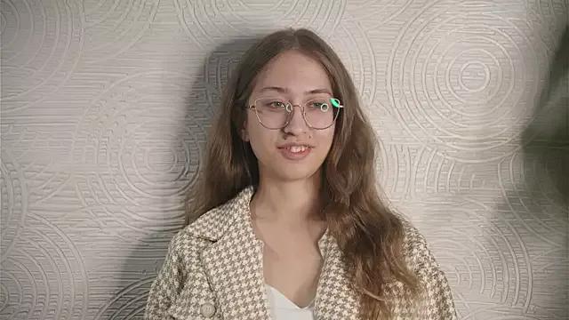 MaureenChill on StripChat 