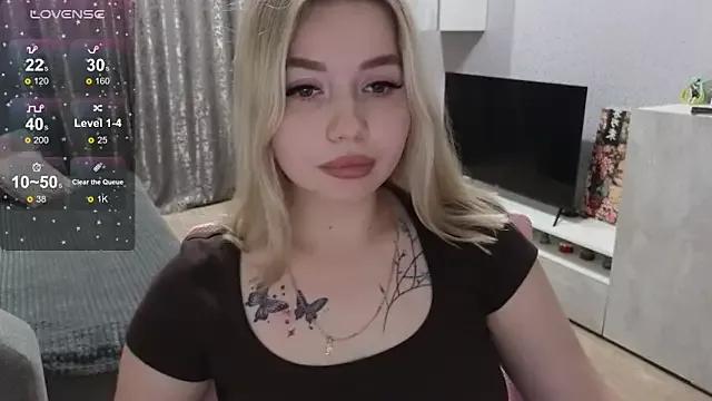 maymayy20 on StripChat 