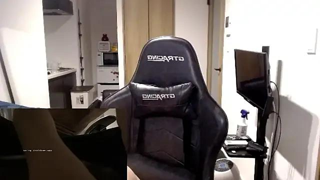 Mei-Tanaka — Group on StripChat