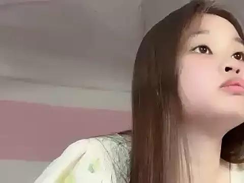 Melena039 on StripChat 