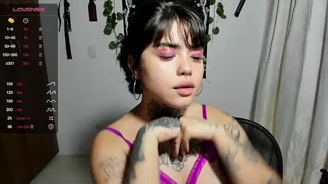 Meretriz_cooperr on StripChat 