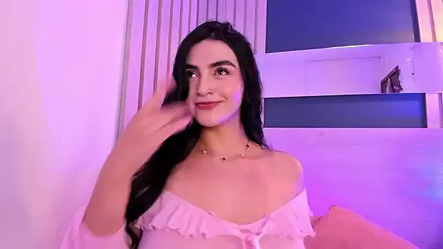 miel_gomez — Twerking + spank my ass x 5