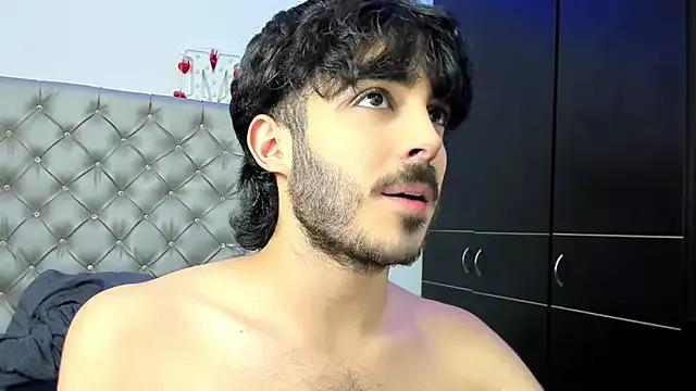 migueltwoxxx on StripChat 