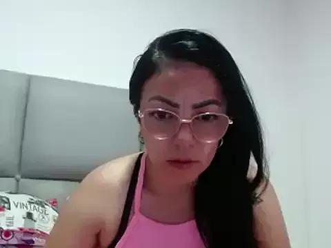 miia_teylorr85 on StripChat 