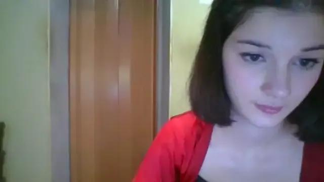 mikkilovee on StripChat 