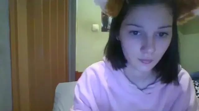 mikkilovee on StripChat 