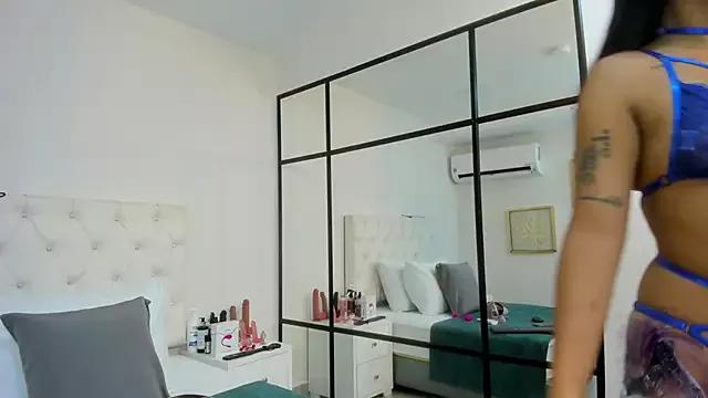 MileyOsmeent on StripChat 