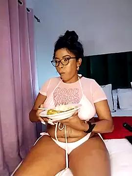 MILLA900 on StripChat 