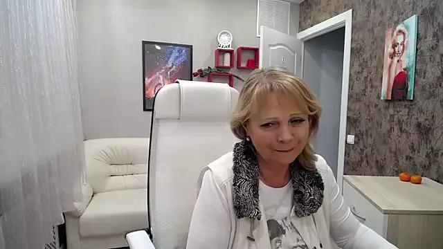 Milla_Cutie18 on StripChat 