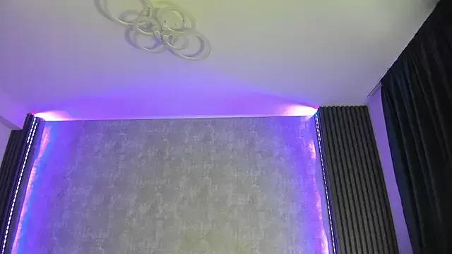 Milla_Heart on StripChat 