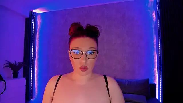 Milla_Heart on StripChat 