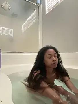 mismialove on StripChat 