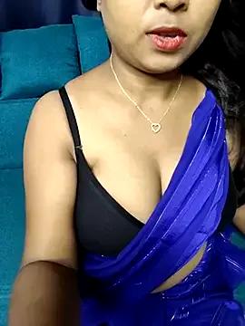 Miss-oly on StripChat 