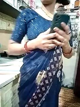 Miss-priya24 on StripChat 