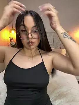miss_elissa11 on StripChat 