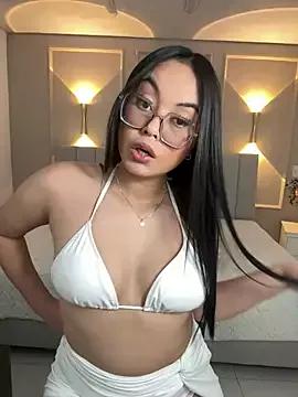 miss_elissa11 on StripChat 