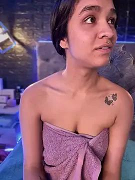 Miss_Isabellaa on StripChat 