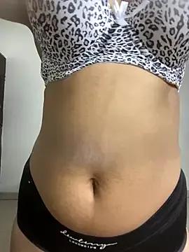 miss_lina on StripChat 