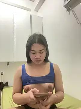 MistressLunaMonti on StripChat 