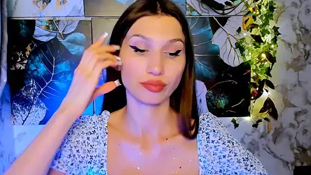 Mollyinyourmind on StripChat 