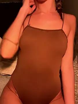 Mollyivy on StripChat 