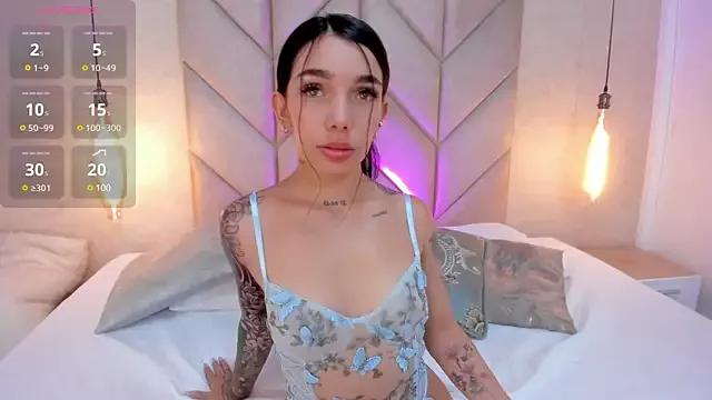 Mollymoon1 on StripChat 