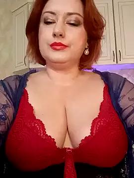 mom4you on StripChat 