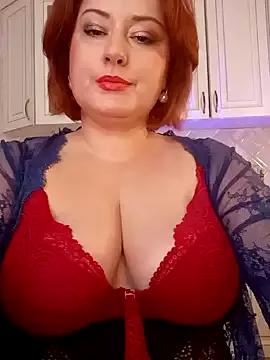 mom4you on StripChat 