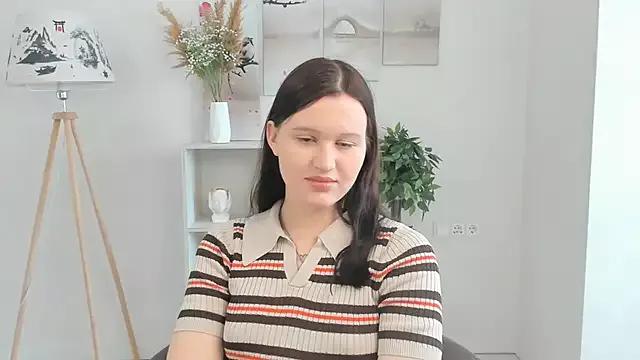 MonaHewlett on StripChat 