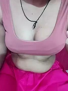 nainacutegic on StripChat 