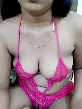 Nancy069 on StripChat 