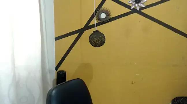 nanis_milf on StripChat 