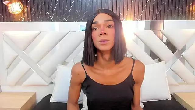 NaomiSteward on StripChat 