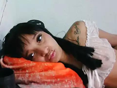 Nenacubana on StripChat 