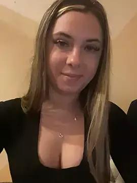 NennaAndPhilip on StripChat 