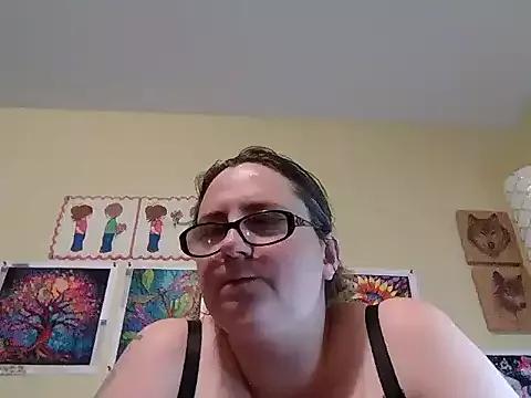 newfieocean on StripChat 