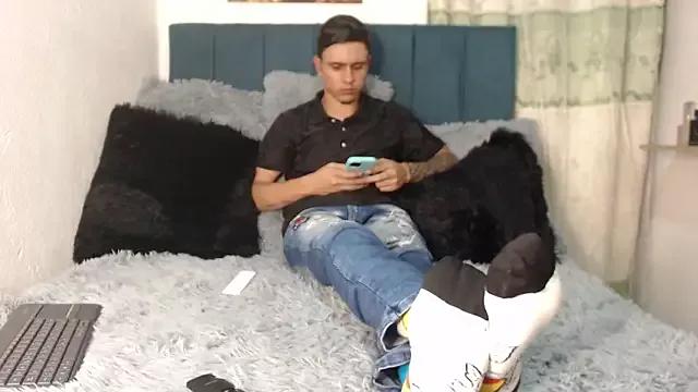 newmaster0077 on StripChat 