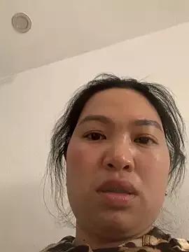 Nhung584 on StripChat 