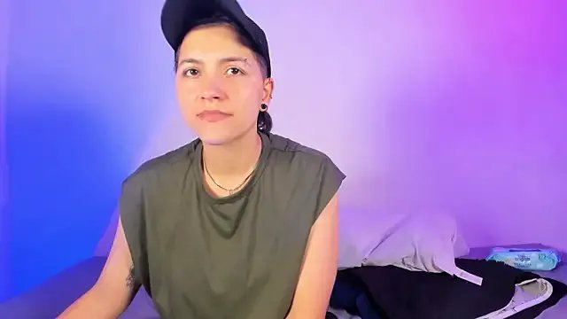 nicocoox — show oily ass