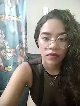 NicollLove on StripChat 