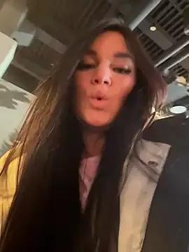 Niki_li on StripChat 
