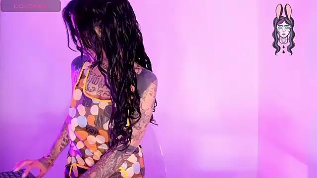 NinaInk on StripChat 