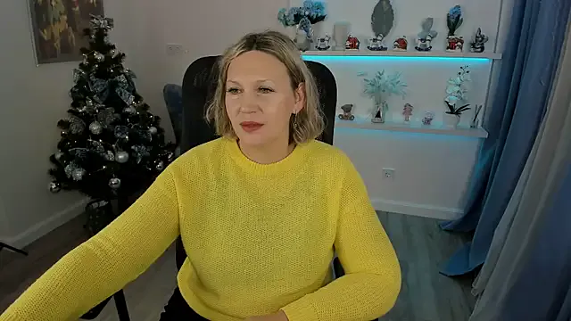 NinaStarle on StripChat 