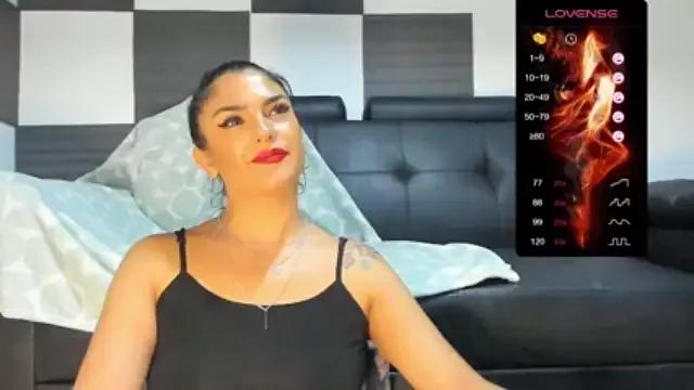 ninawilliams1_ on StripChat 